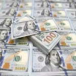 پیش بینی قیمت دلار ۲۹ اردیبهشت ۱۴۰۴ / عقب‌نشینی 1000 تومانی دلار در آستانه برگزاری دور پنجم مذاکرات ایران و آمریکا