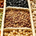 قیمت هرکیلو لوبیا چیتی برای مصرف کننده ۴۰۰ هزارتومان